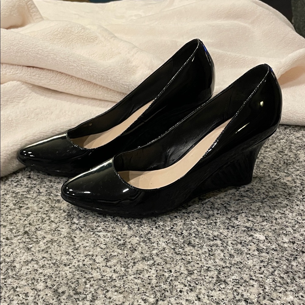 💖 Cole Haan Patent Leather Black Wedge Heels